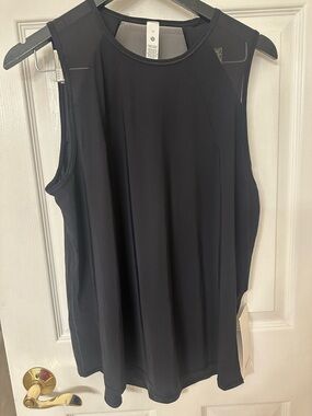 Lulu Lemon Lightweight Black Sleeveless Women’s Top